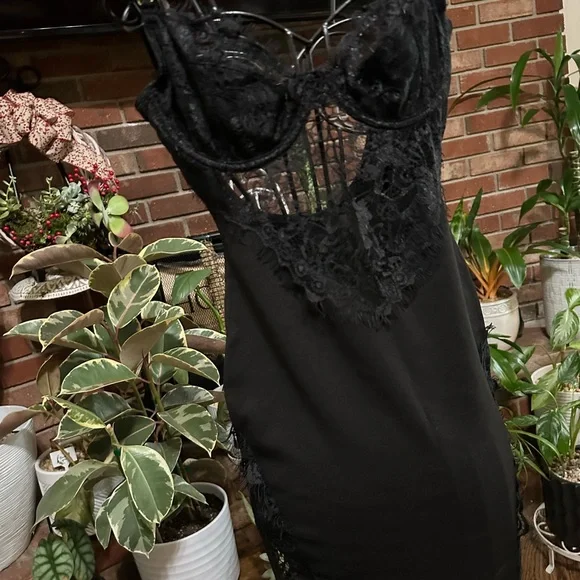 NWOT- Women’s Cocktail Dress - Picture 14 of 14